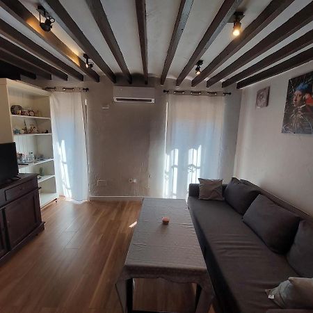 Love Story Room Alicante Luaran gambar