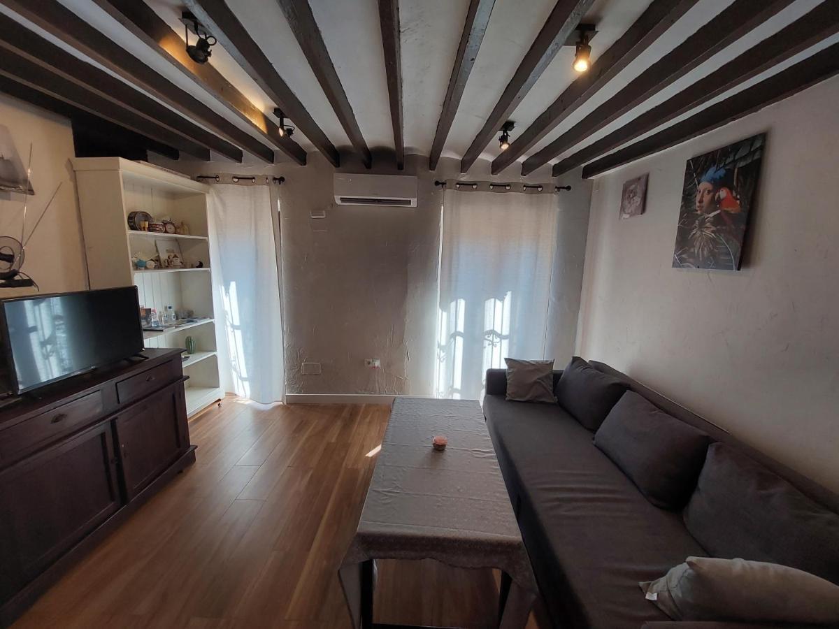 Love Story Room Alicante Luaran gambar